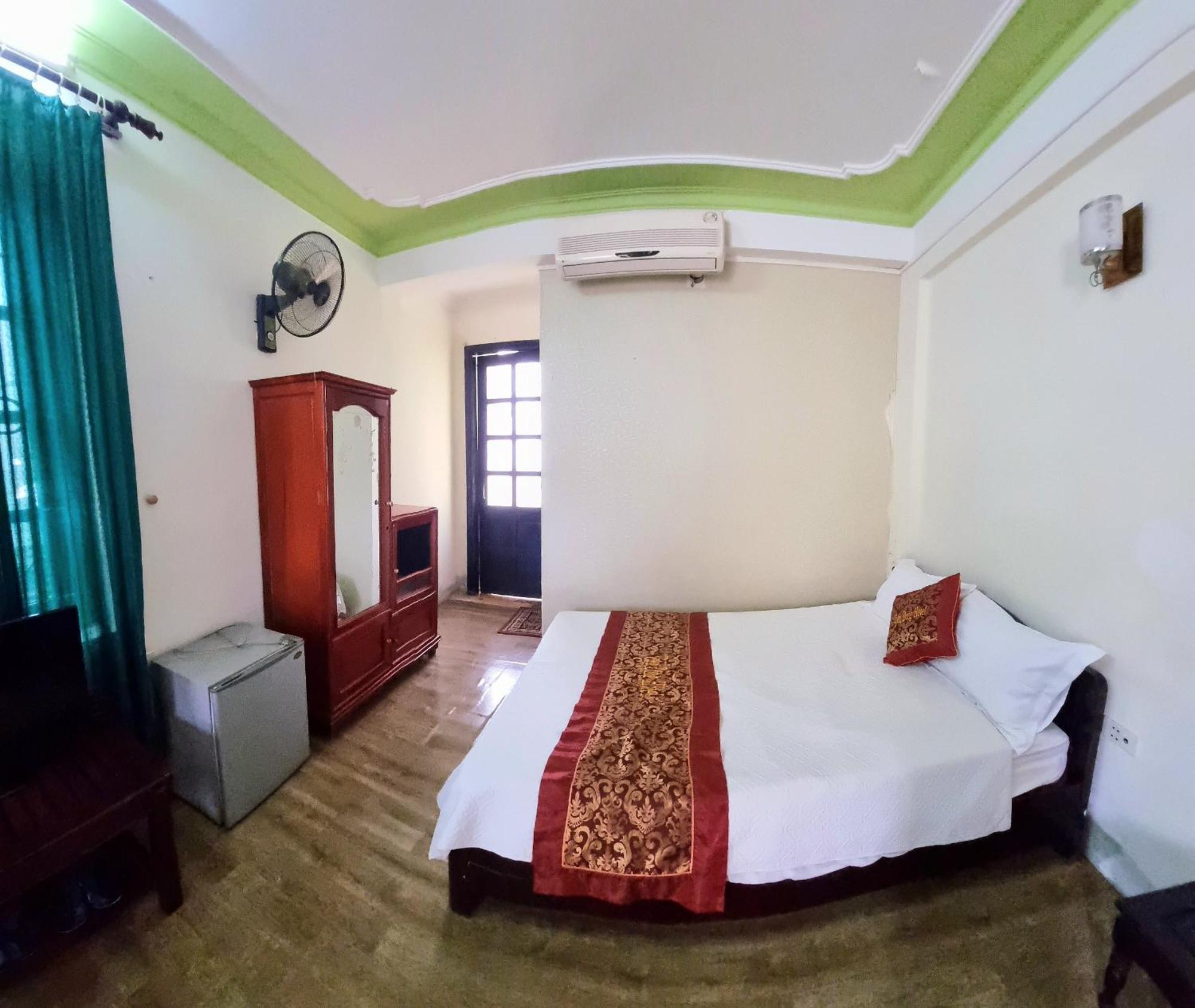 Khach San Vien Dong Hotell Cửa Lò Eksteriør bilde