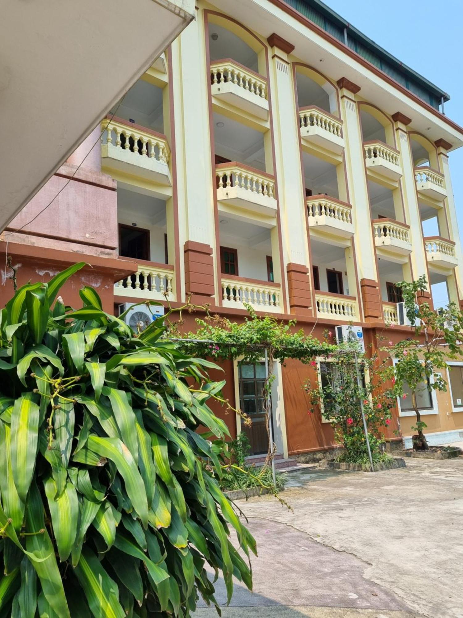 Khach San Vien Dong Hotell Cửa Lò Eksteriør bilde